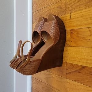Banana Republic woven leather wedge sandals